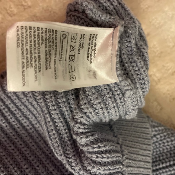 H&M Women's Light Blue Oversized Cardigan Sweater - Picture 14 of 15